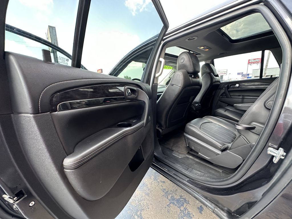 2016 Buick Enclave Image 10