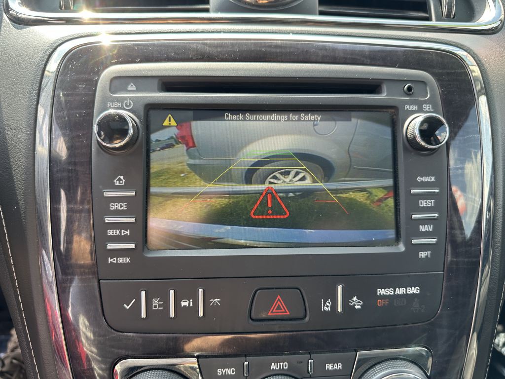 2016 Buick Enclave Image 30