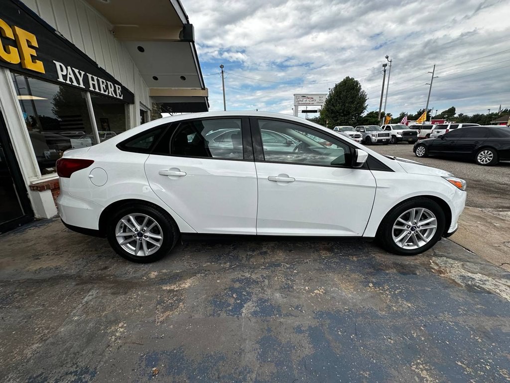 2018 Ford Focus Image 4