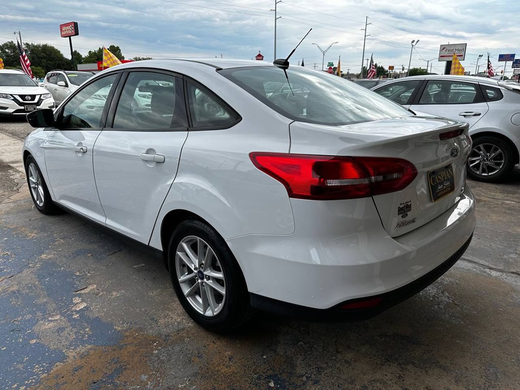 2018 Ford Focus Image 8