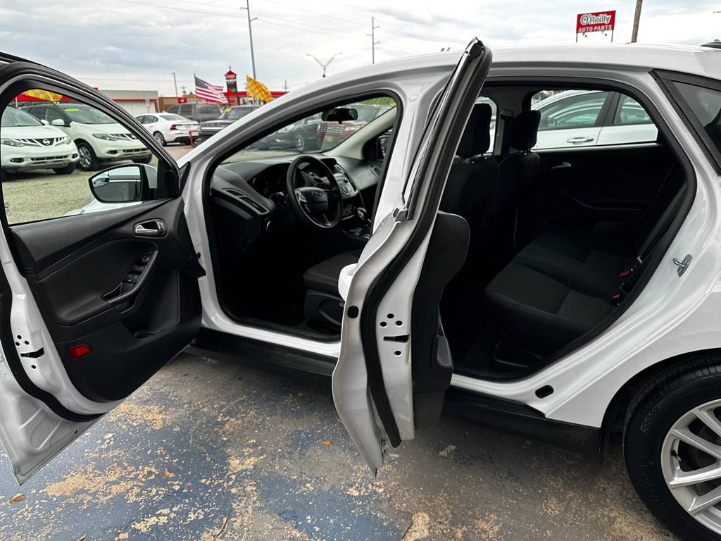 2018 Ford Focus Image 9