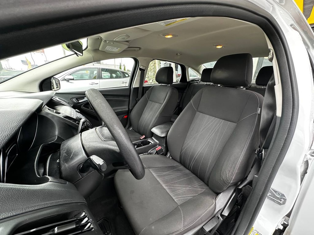 2018 Ford Focus Image 12