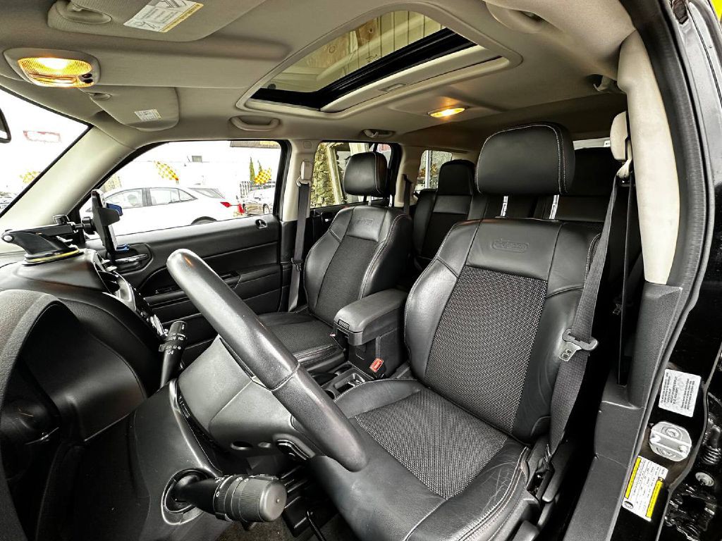 2017 Jeep Patriot Image 11