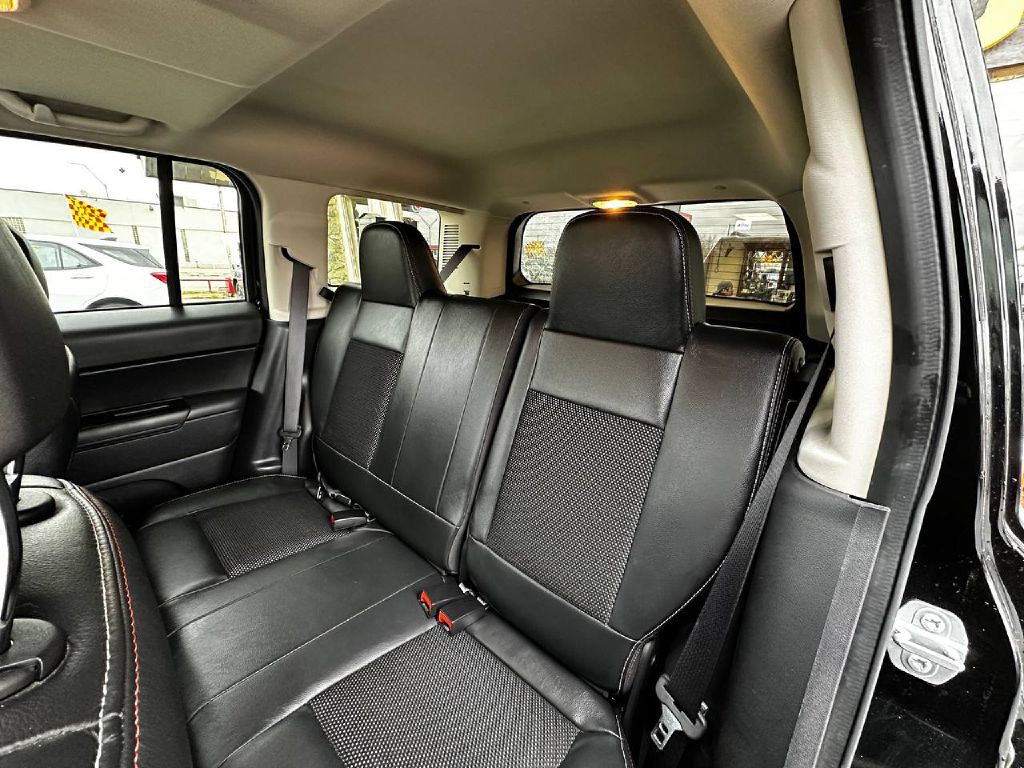 2017 Jeep Patriot Image 12