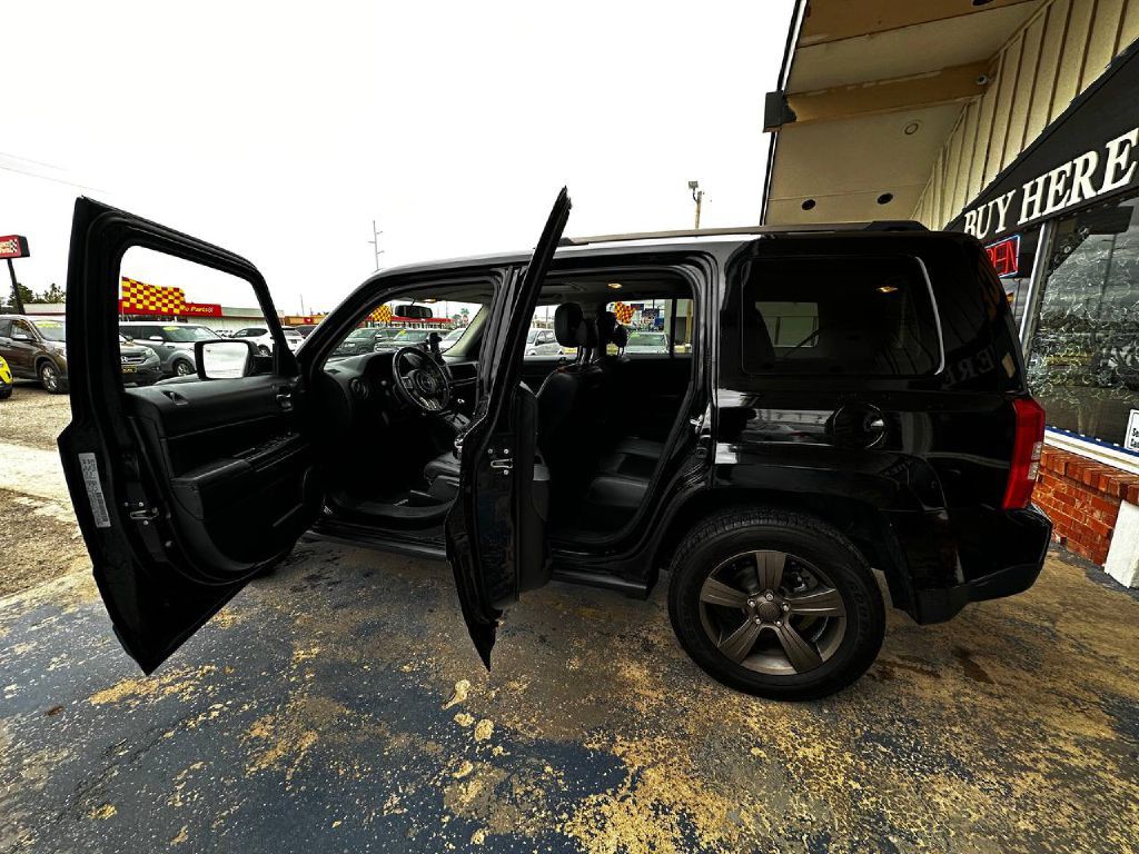 2017 Jeep Patriot Image 13