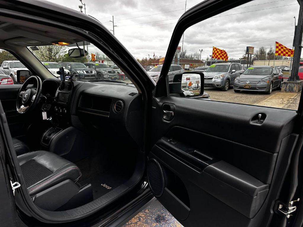 2017 Jeep Patriot Image 14