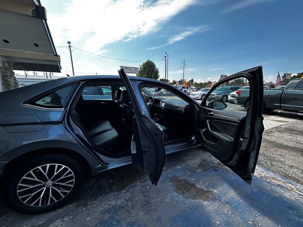 2019 Volkswagen Jetta Image 17
