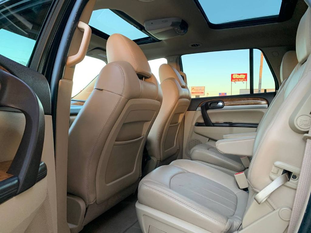 2011 Buick Enclave Image 13