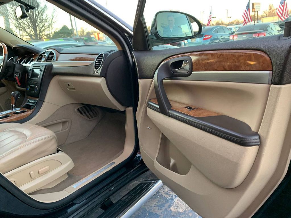 2011 Buick Enclave Image 20