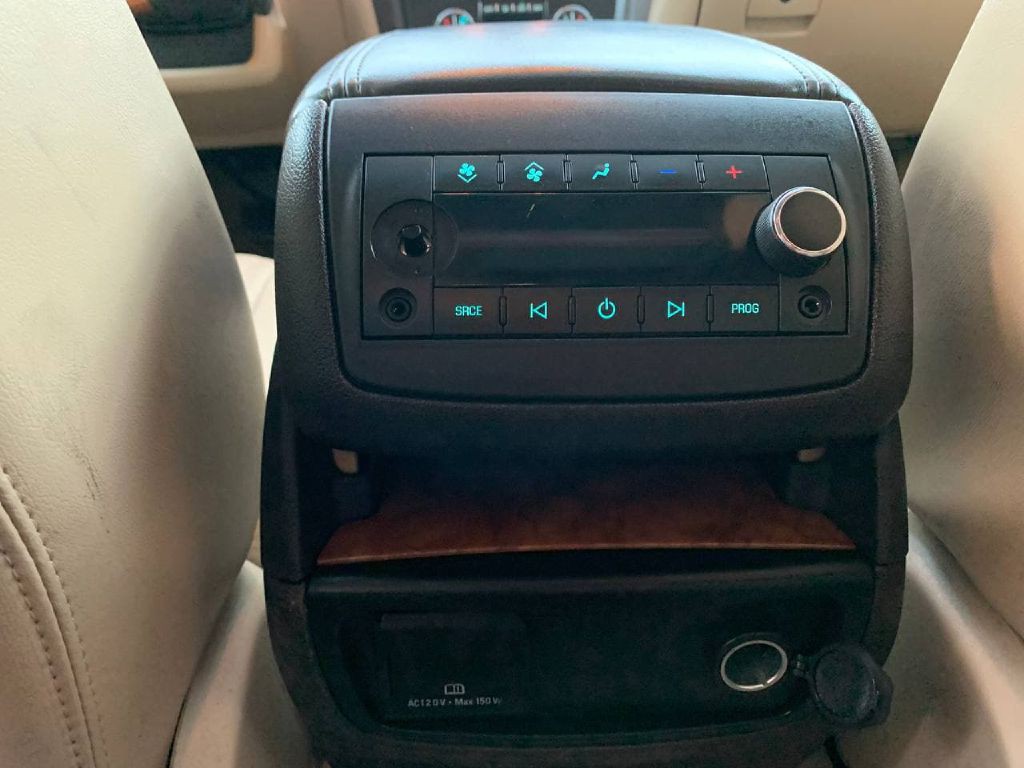 2011 Buick Enclave Image 30