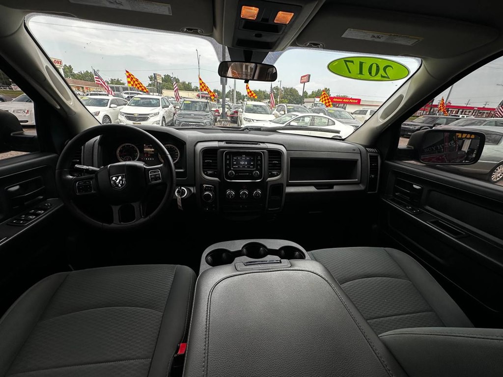 2017 RAM 1500 Image 21