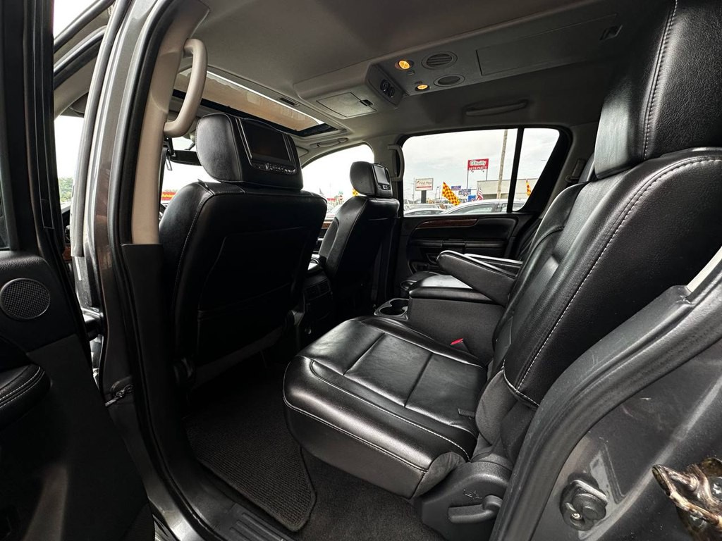 2014 Nissan Armada Image 12