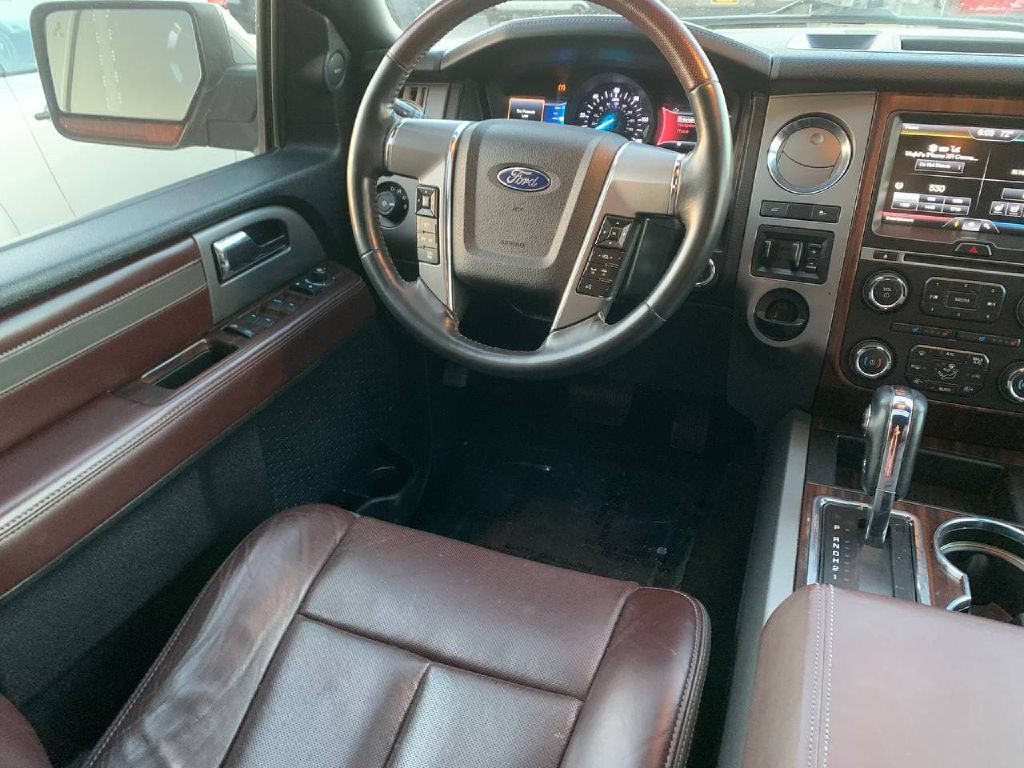2015 Ford Expedition Image 23