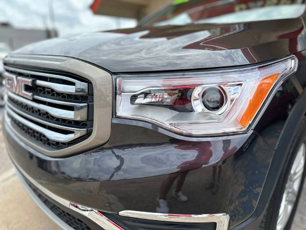 2018 GMC Acadia Image 24