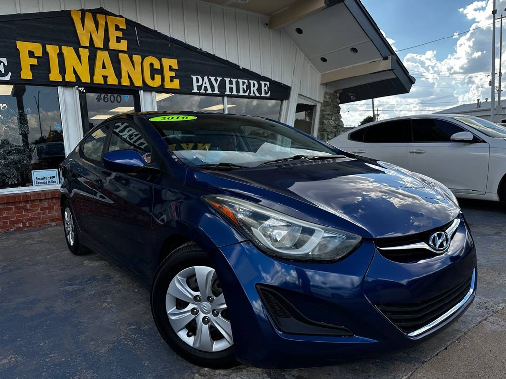 2016 Hyundai Elantra Image 1