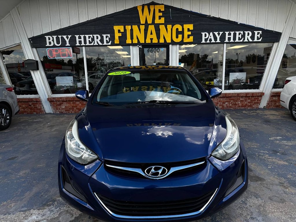 2016 Hyundai Elantra Image 2