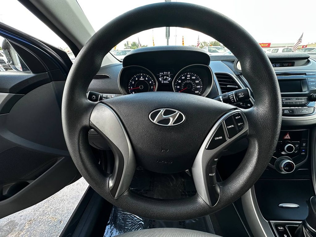 2016 Hyundai Elantra Image 24