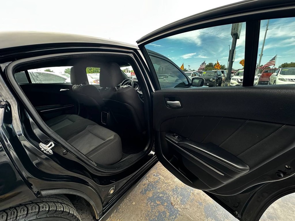 2017 Dodge Charger Image 14