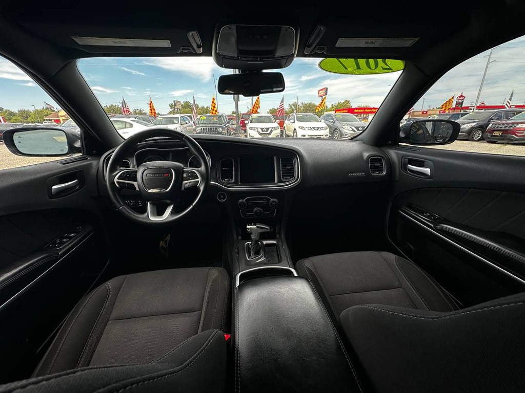 2017 Dodge Charger Image 21