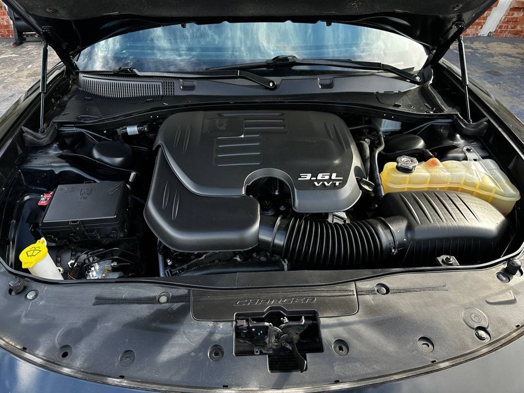 2017 Dodge Charger Image 25