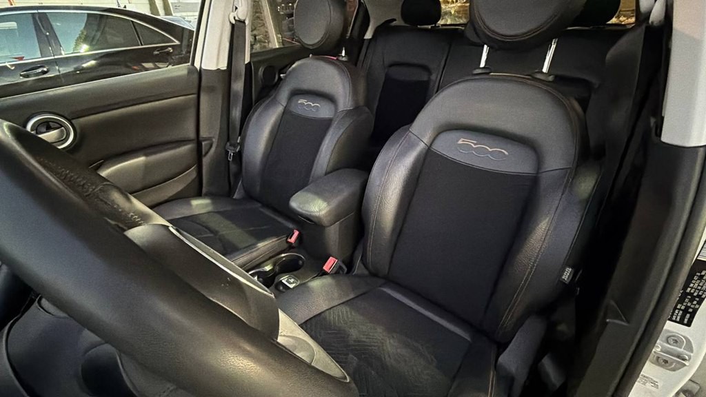 2018 FIAT 500 Image 13