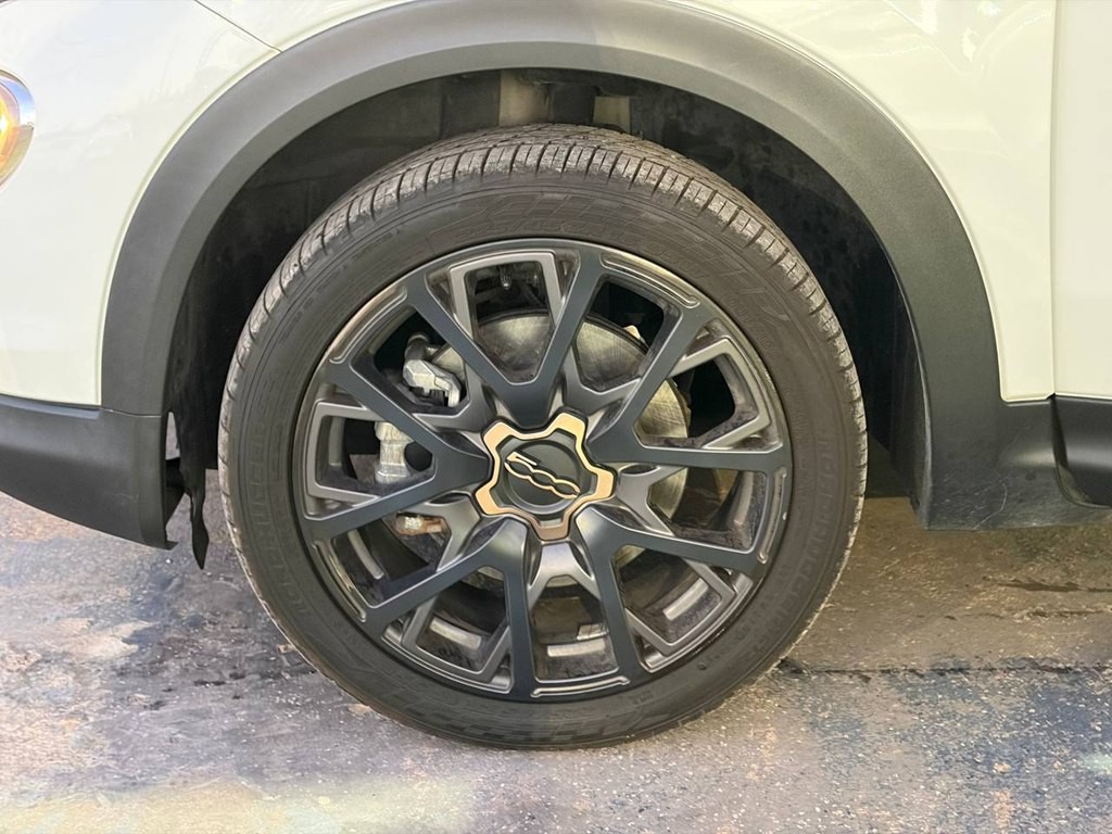 2018 FIAT 500 Image 29