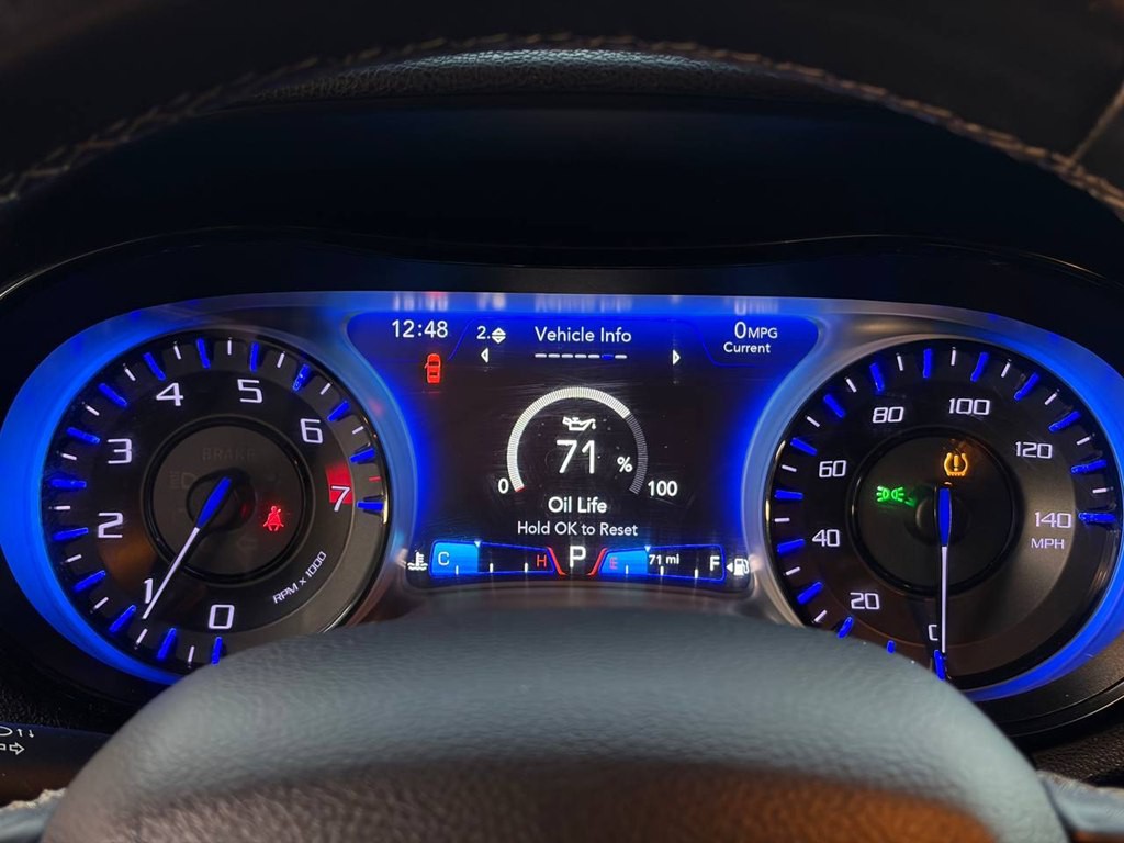 2018 Chrysler 300 Image 26