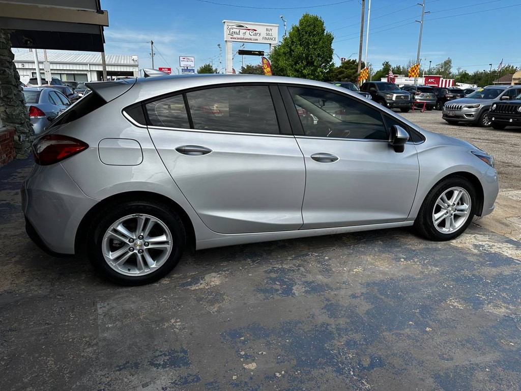 2017 Chevrolet Cruze Image 7