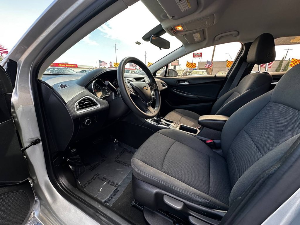 2017 Chevrolet Cruze Image 14