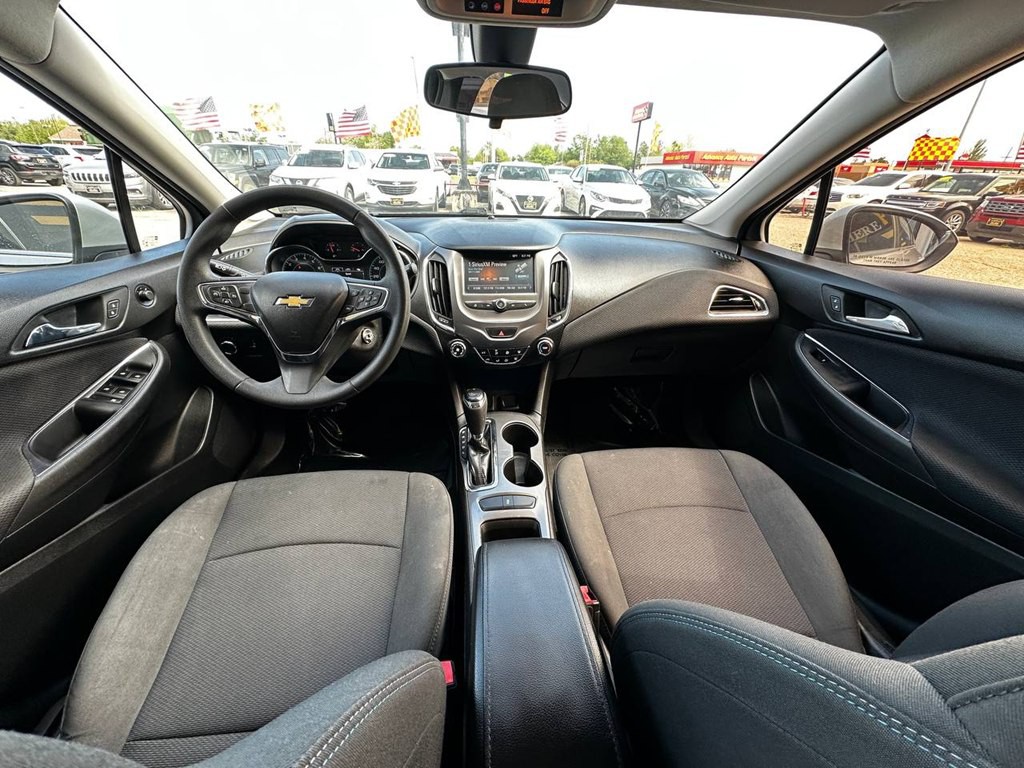 2017 Chevrolet Cruze Image 17
