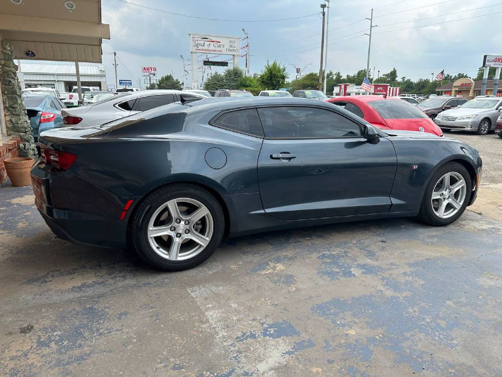 2019 Chevrolet Camaro Image 7