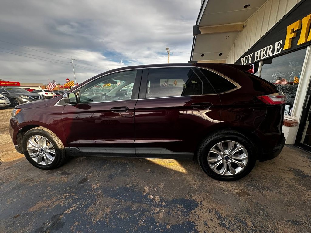 2022 Ford Edge Image 9