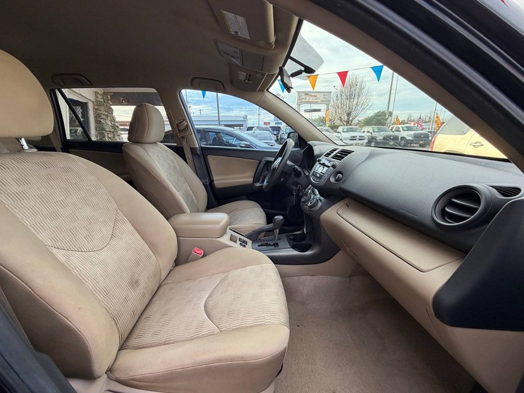 2010 Toyota Rav4 Image 18