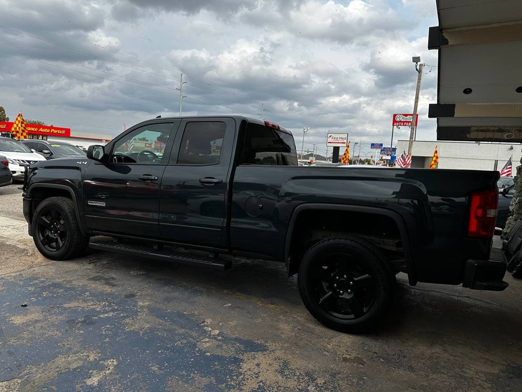 2017 GMC Sierra Image 5