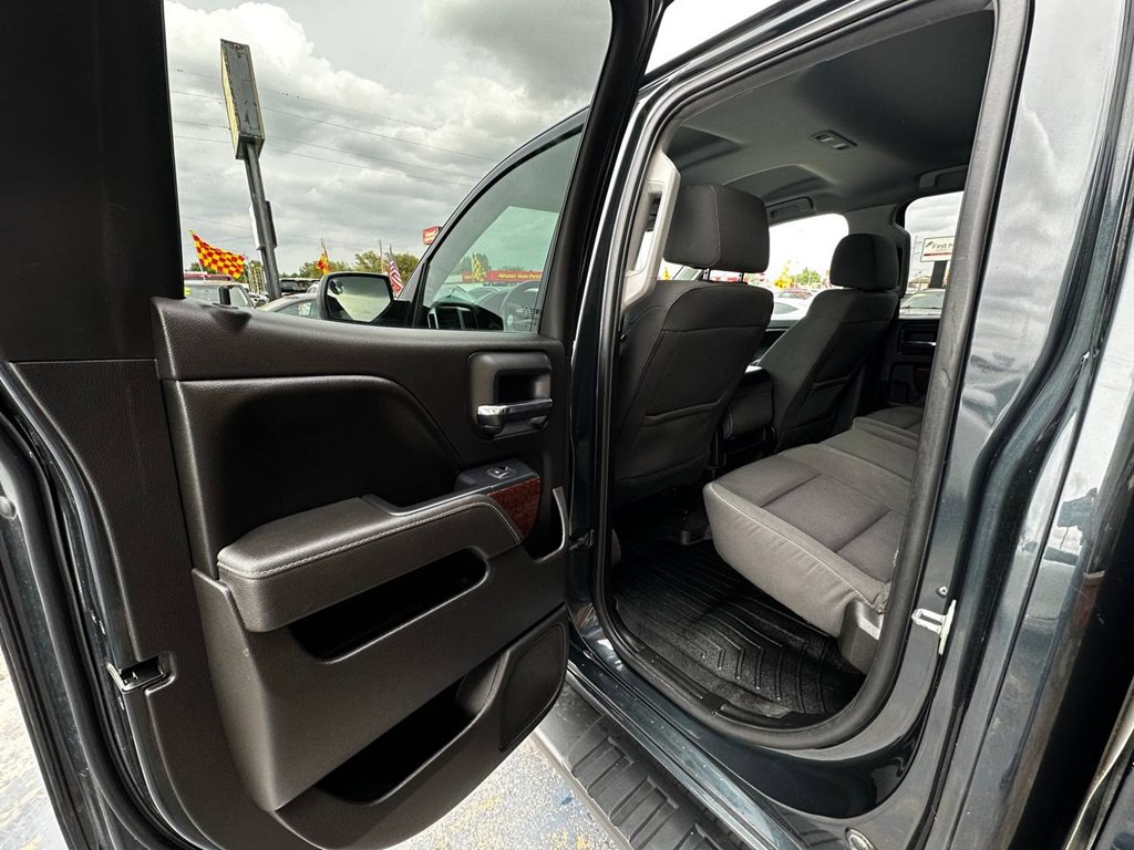 2017 GMC Sierra Image 10