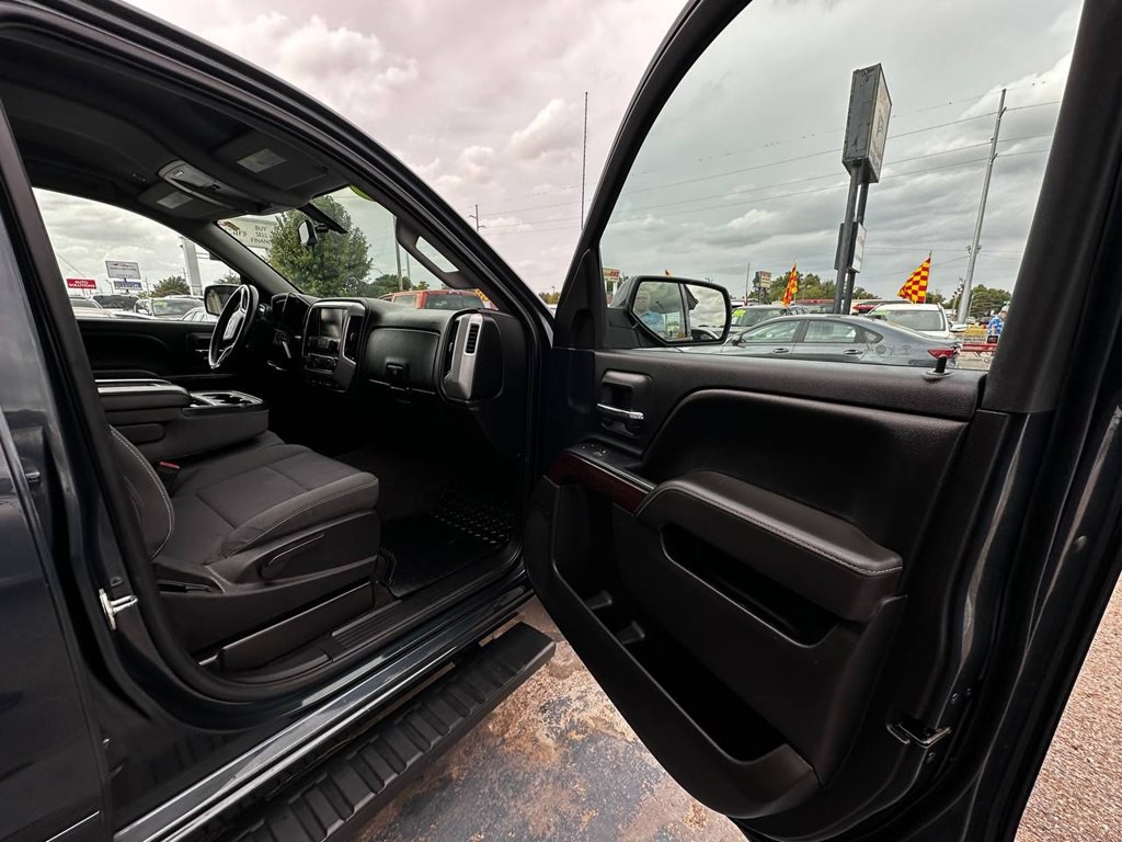 2017 GMC Sierra Image 16