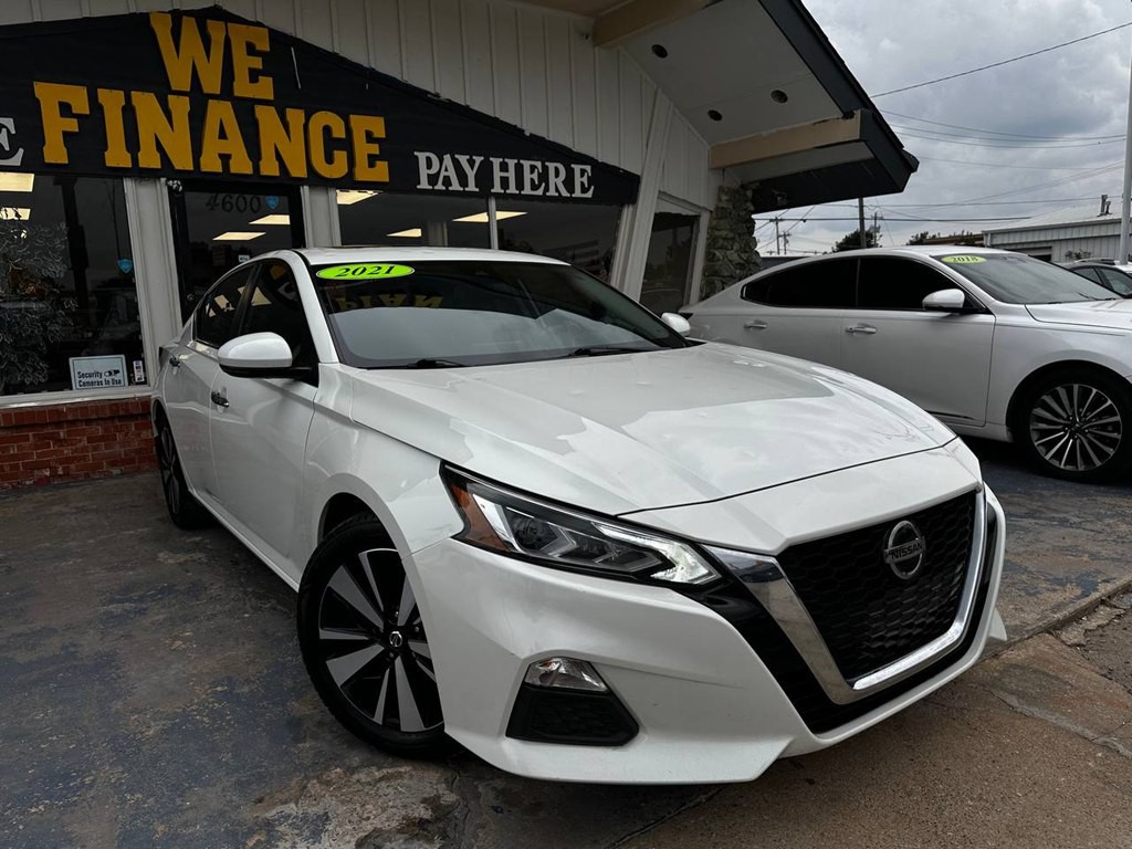 2021 Nissan Altima Image 1