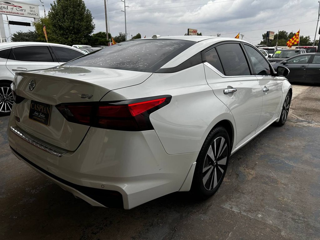 2021 Nissan Altima Image 6