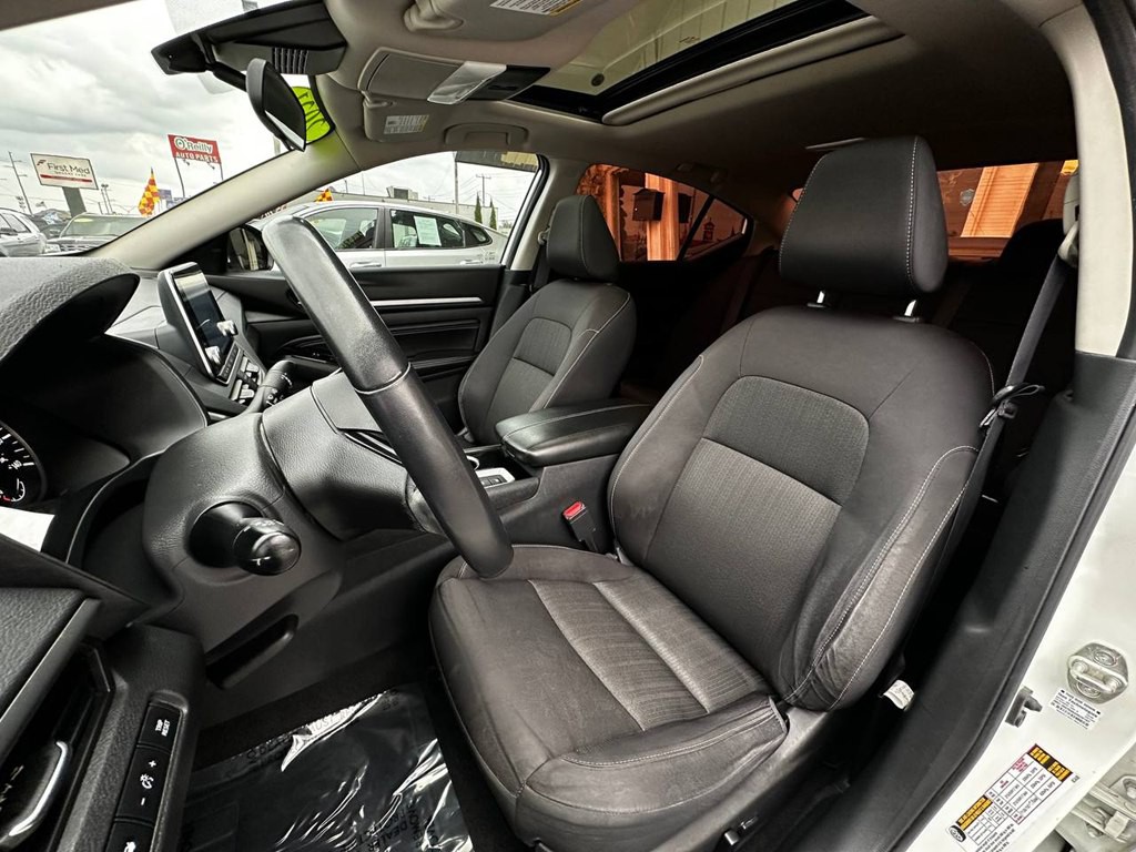 2021 Nissan Altima Image 11