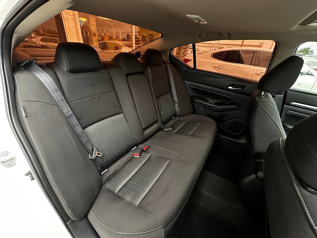 2021 Nissan Altima Image 20