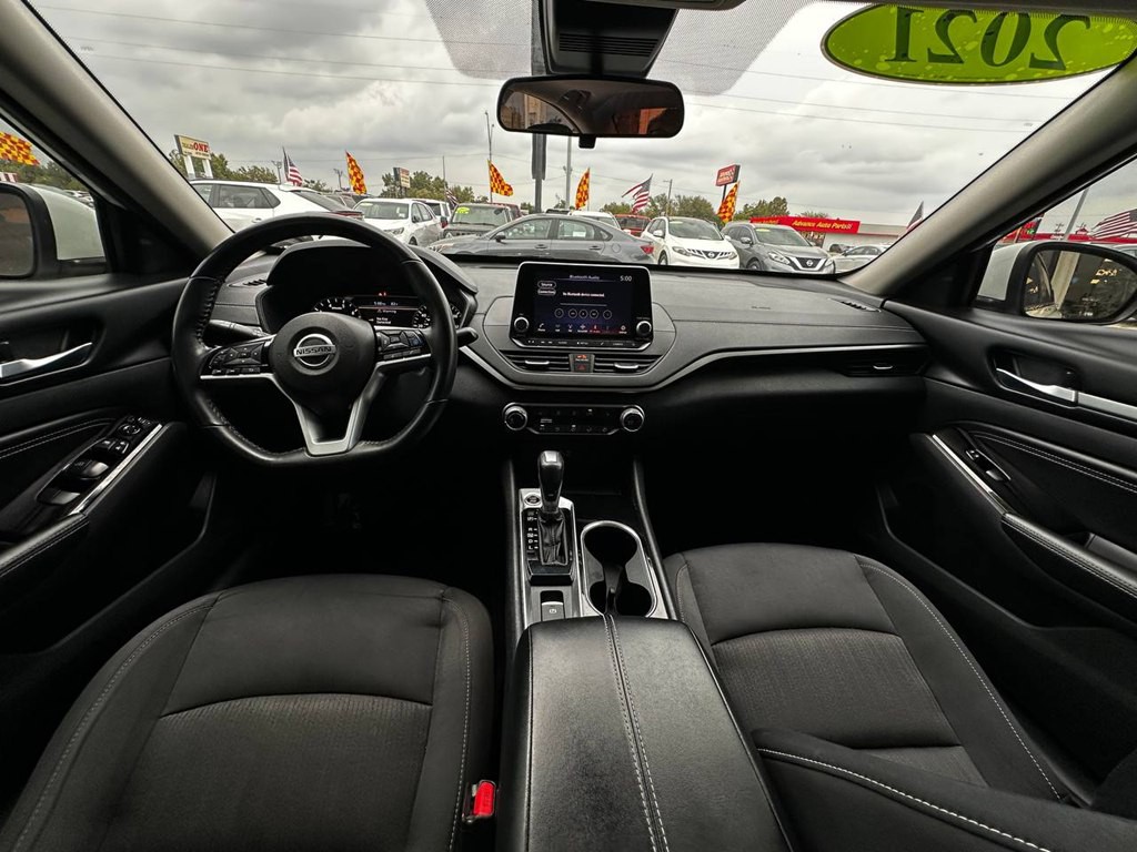 2021 Nissan Altima Image 22