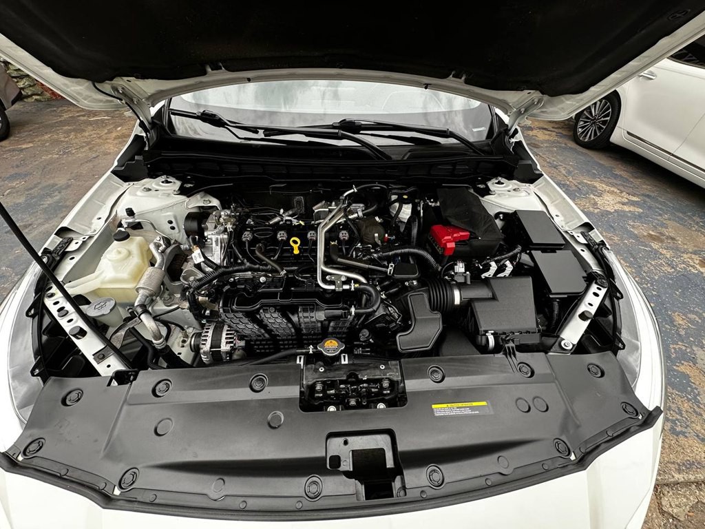 2021 Nissan Altima Image 25