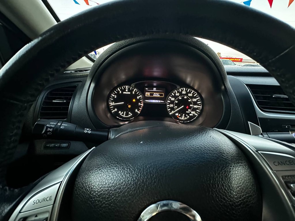 2016 Nissan Altima Image 45