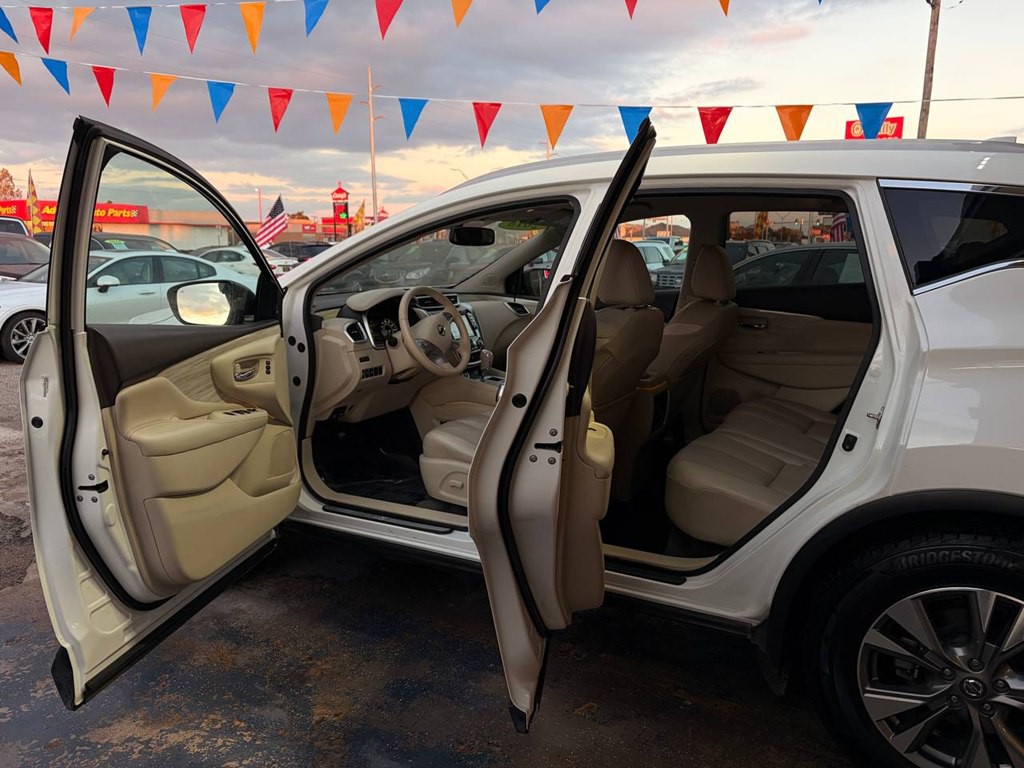2018 Nissan Murano Image 9