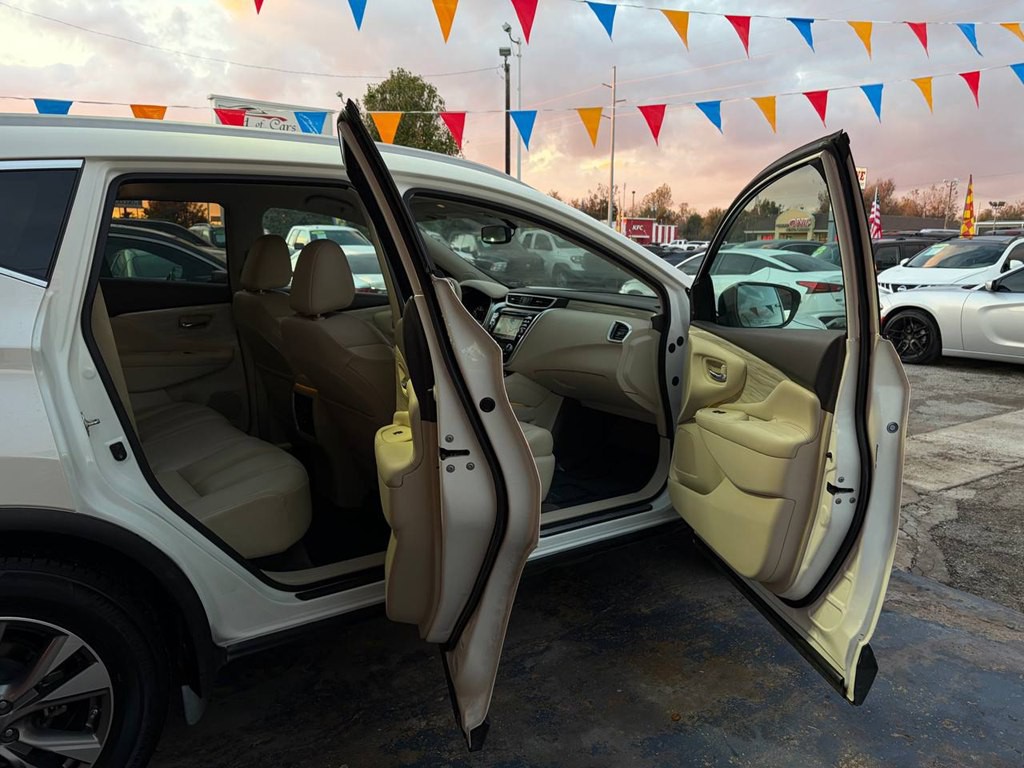 2018 Nissan Murano Image 16