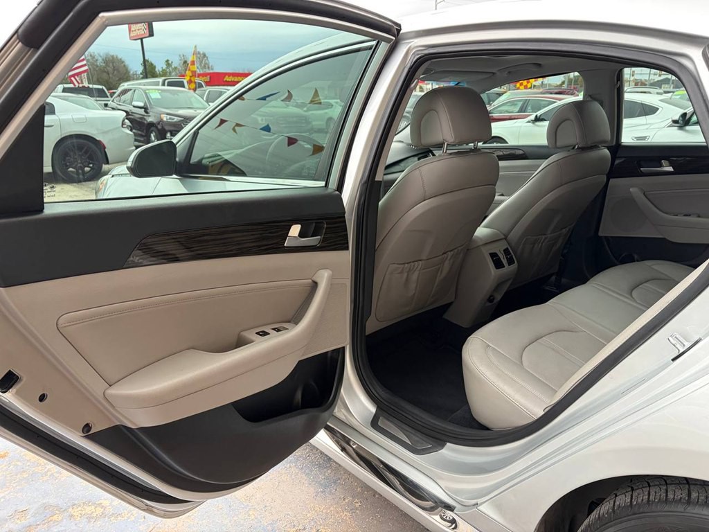 2016 Hyundai Sonata Image 14