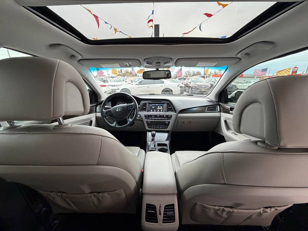 2016 Hyundai Sonata Image 24