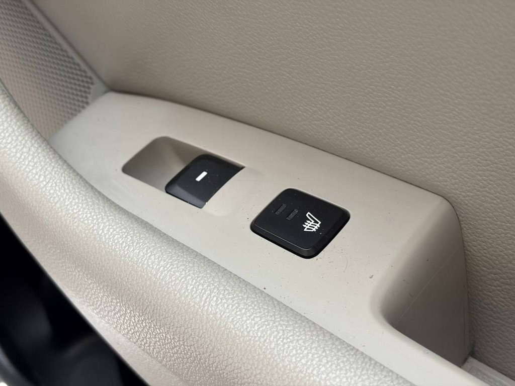 2016 Hyundai Sonata Image 28