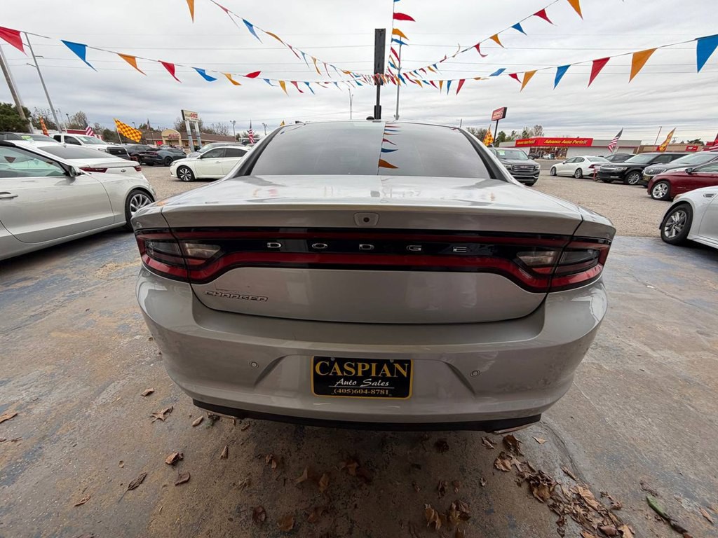 2021 Dodge Charger Image 8