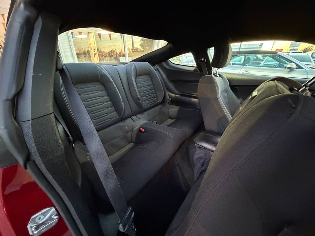 2015 Ford Mustang Image 17